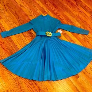 Vintage dress. Great condition size 4